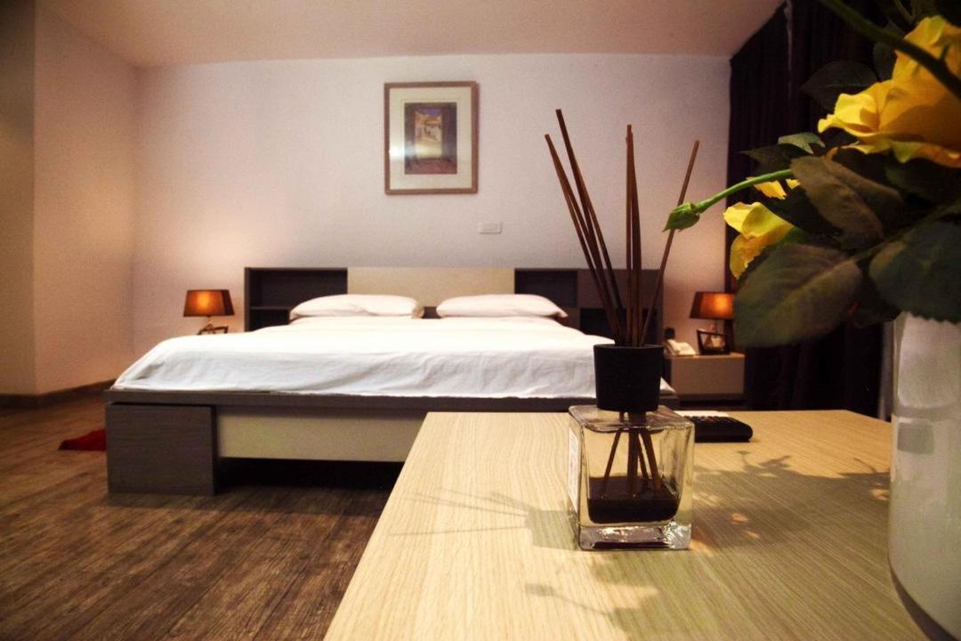 Residence Achenbach Abidjan Ngoại thất bức ảnh