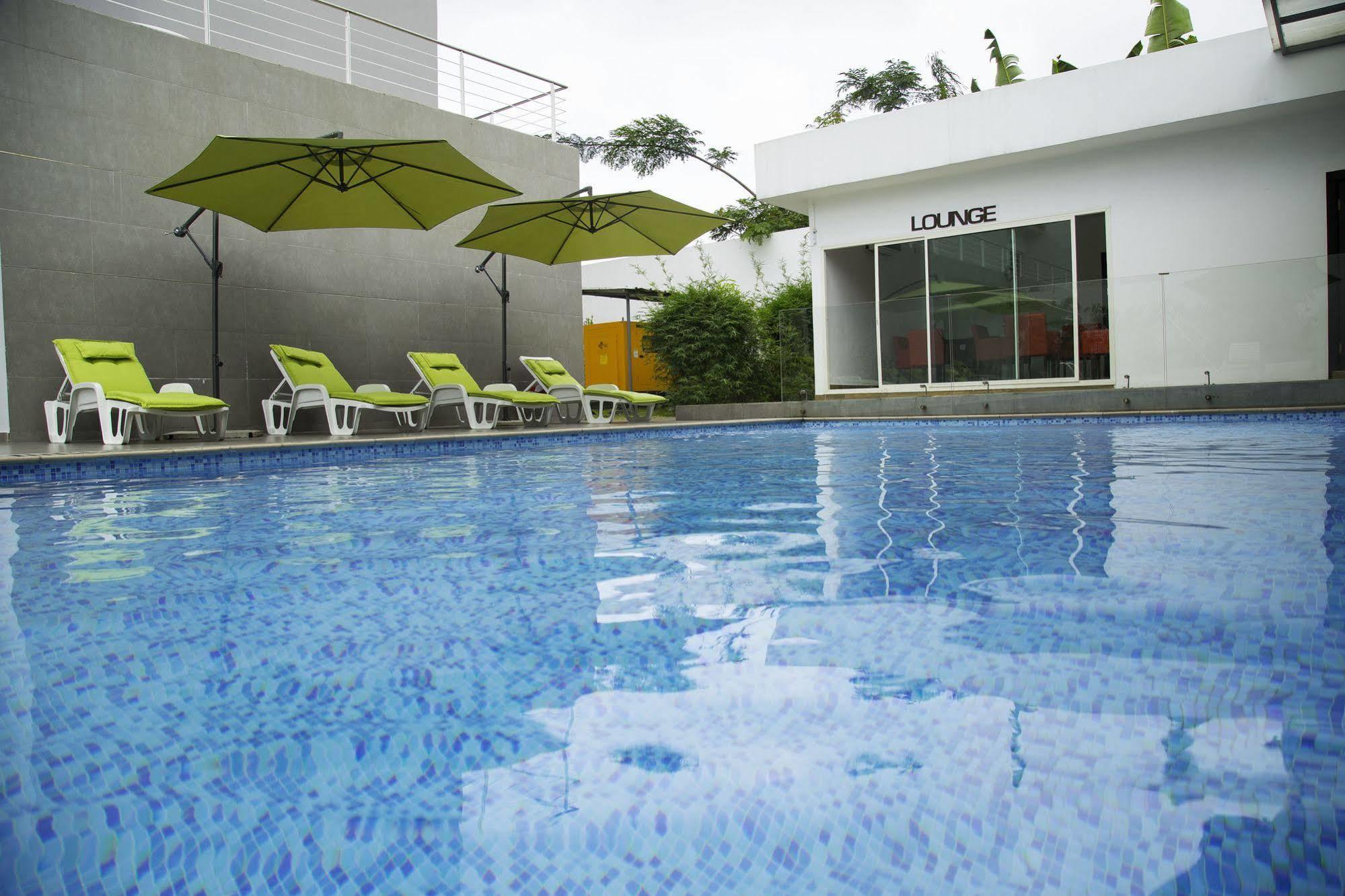 Residence Achenbach Abidjan Ngoại thất bức ảnh